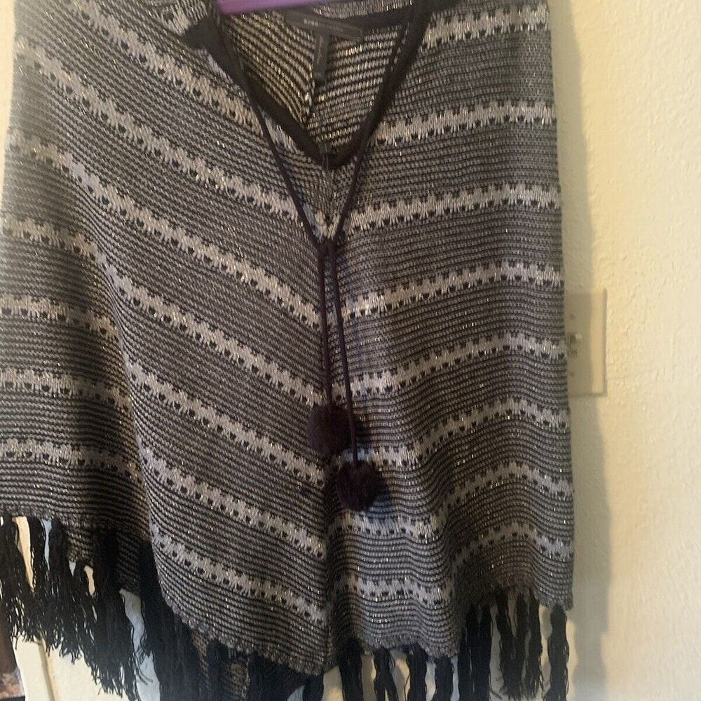 BCBG Maxazria Women’s hooded Poncho Fringed Classy Comfort Coverup
